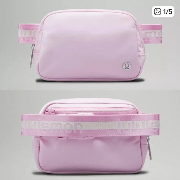Lululemon Everywhere Belt Bag Wordmark - Picture 4 of 11